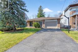 270 COMPTON AVENUE  Ottawa, ON K2B 5A9