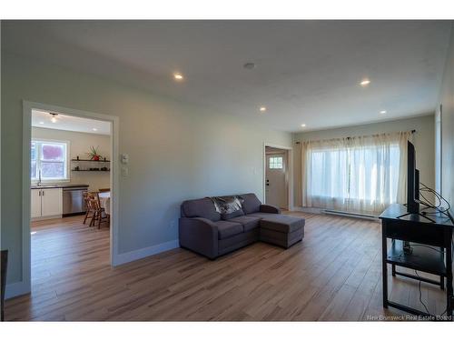 8 Dufferin Rd, Chipman, NB 