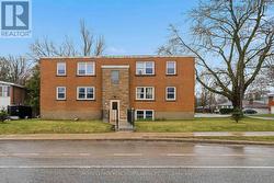 1028 JOHNSON STREET  Kingston, ON K7M 2N4