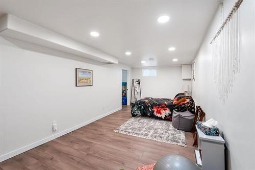 257 Winterton Ave, Winnipeg, MB 