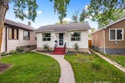 257 Winterton AVE  Winnipeg, MB R2K 1J9
