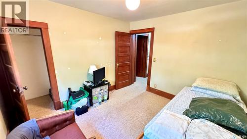 106 2Nd Street E, Dinsmore, SK - Indoor Photo Showing Bedroom
