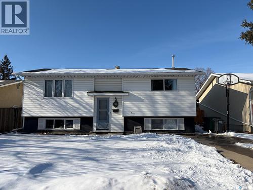 366 Meighen Crescent, Saskatoon, SK - Outdoor