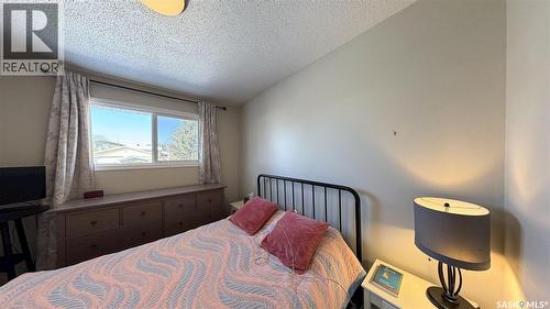 366 Meighen Crescent, Saskatoon, SK - Indoor Photo Showing Bedroom