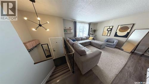 366 Meighen Crescent, Saskatoon, SK - Indoor