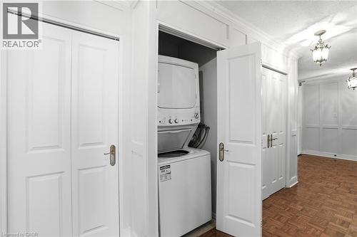 222 Jackson Street W Unit# 606, Hamilton, ON - Indoor Photo Showing Laundry Room