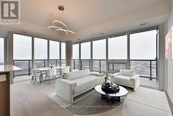 LPH 1807 - 1035 SOUTHDOWN ROAD Mississauga, ON L5J 0A2