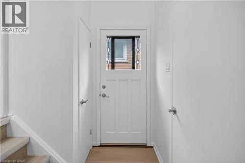 188 Tuxedo Avenue S, Hamilton, ON - Indoor Photo Showing Other Room