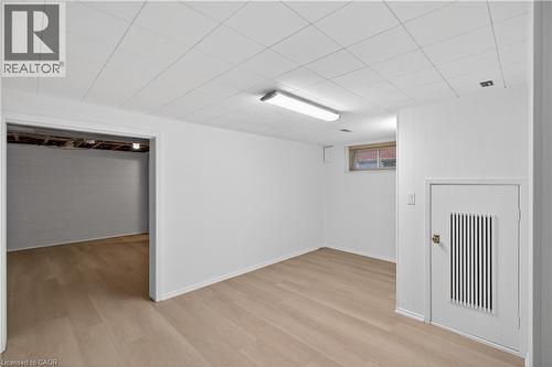 188 Tuxedo Avenue S, Hamilton, ON - Indoor Photo Showing Other Room