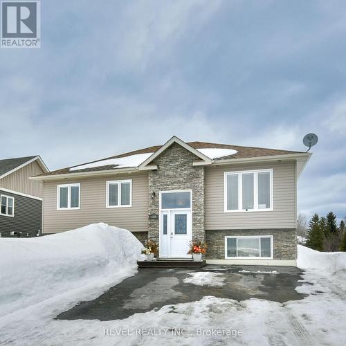 516 SONY STREET  Timmins (Sp - Main Area), ON P0N 1H0