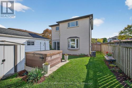 211 Birchcliffe Crescent, Hamilton, ON - Outdoor With Exterior