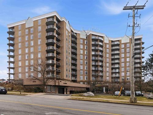 112 202 Walter Havill Drive  Halifax, NS B3N 3J4