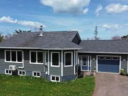 615 New Road Melville, NS B0K 1N0