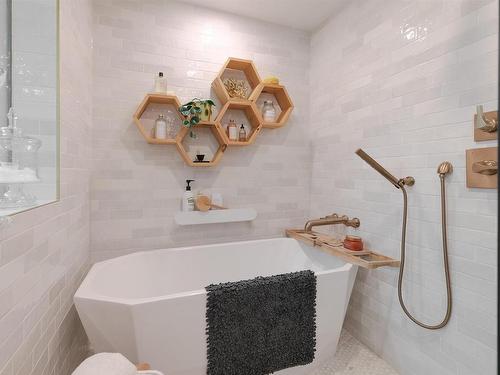 9 Lynwood Drive, Halifax, NS 