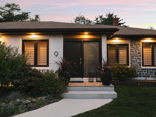 9 Lynwood Drive, Halifax, NS 