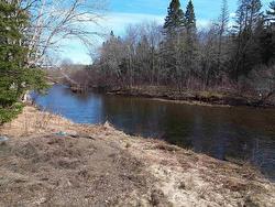 10036 Highway 2 Mapleton, NS B0M 1W0