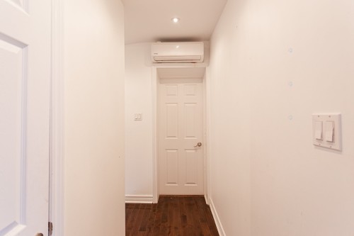 Mud Room - 15831 Rue Du Moulin, Montréal (L'Île-Bizard/Sainte-Geneviève), QC - Indoor Photo Showing Other Room