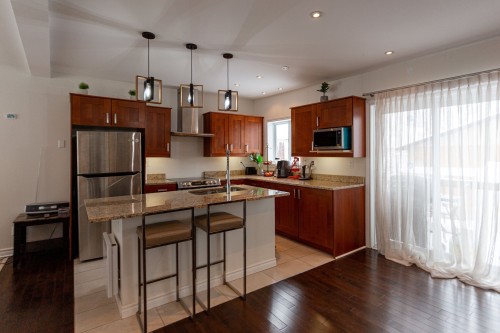 Kitchen - 15831 Rue Du Moulin, Montréal (L'Île-Bizard/Sainte-Geneviève), QC - Indoor Photo Showing Kitchen