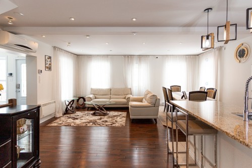 Living Room - 15831 Rue Du Moulin, Montréal (L'Île-Bizard/Sainte-Geneviève), QC - Indoor