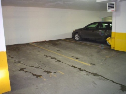 Garage - 2208-15 Boul. La Fayette, Longueuil (Le Vieux-Longueuil), QC - Indoor Photo Showing Garage