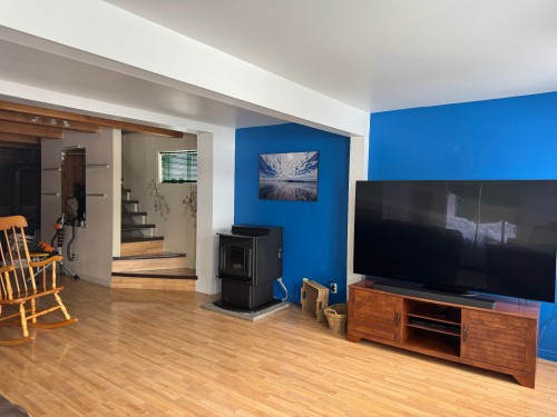 Salon - 852 Ch. Des Merles, Rapide-Danseur, QC - Indoor Photo Showing Other Room