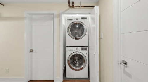 Laundry - 1425 Rue Montcalm, Montréal (Ville-Marie), QC - Indoor Photo Showing Laundry Room