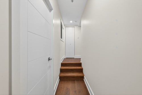 Passageway - 1425 Rue Montcalm, Montréal (Ville-Marie), QC - Indoor Photo Showing Other Room