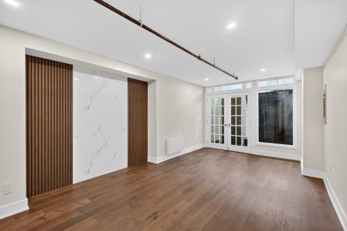 Living Room - 1425 Rue Montcalm, Montréal (Ville-Marie), QC - Indoor Photo Showing Other Room