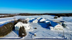 881Z Ch. du Lac  Sainte-Anne-De-La-Rochelle, QC J0E 2B0