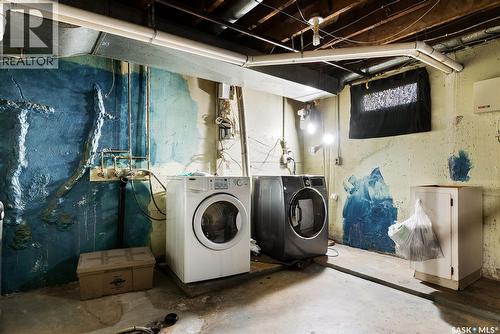 263 Mcintyre Street, Regina, SK - Indoor Photo Showing Laundry Room