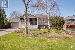 28 JANE CRESCENT  Barrie, ON L4N 3T8