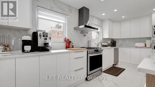 624 Pleasant Park Road, Ottawa, ON - Indoor Photo Showing Kitchen