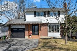 2725 BAYLIE AVENUE  Ottawa, ON K2H 6Y7