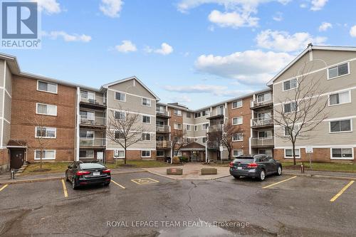 214 - 270 BRITTANY DRIVE  Ottawa, ON K1K 4M3
