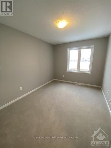 487 Cope Drive, Ottawa, ON - Indoor Photo Showing Other Room