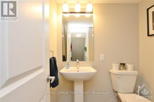 60 Affinity Private, Ottawa, ON - Indoor Photo Showing Bathroom