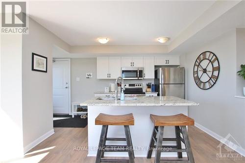 60 Affinity Private, Ottawa, ON - Indoor Photo Showing Kitchen With Stainless Steel Kitchen With Double Sink With Upgraded Kitchen
