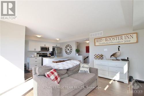 60 Affinity Private, Ottawa, ON - Indoor Photo Showing Other Room