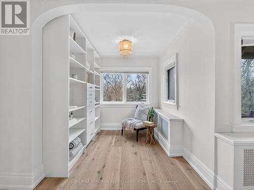 11 Ormsby Crescent, Toronto, ON - Indoor