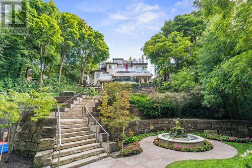 11 Ormsby Crescent, Toronto, ON - Outdoor