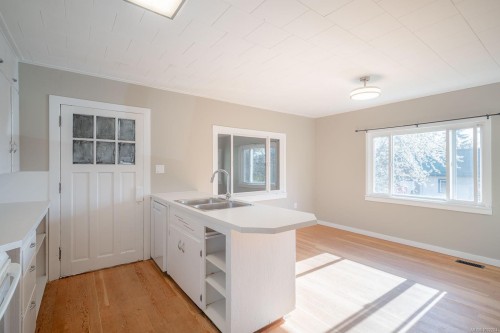 1640 Cedar Rd, Nanaimo, BC 