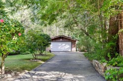 780 Helvetia Cres Saanich, BC V8Y 1X1