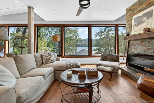276 Winter Harbour Rd, Winter Harbour, BC 