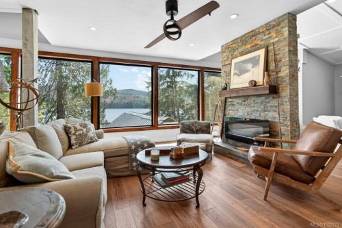 276 Winter Harbour Rd, Winter Harbour, BC 