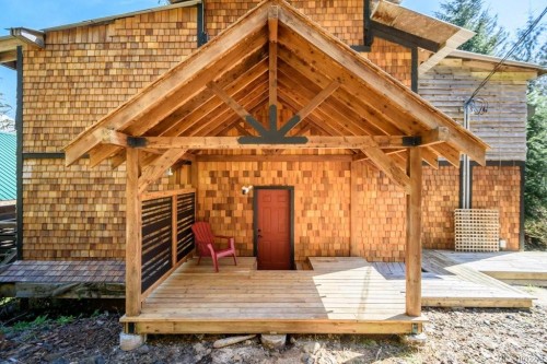 276 Winter Harbour Rd, Winter Harbour, BC 