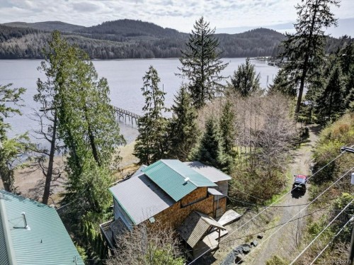 276 Winter Harbour Rd, Winter Harbour, BC 