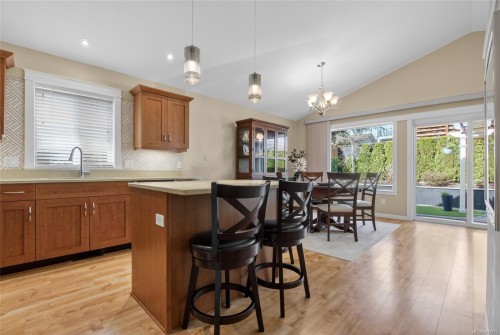 5892 Stonehaven Dr, Duncan, BC 