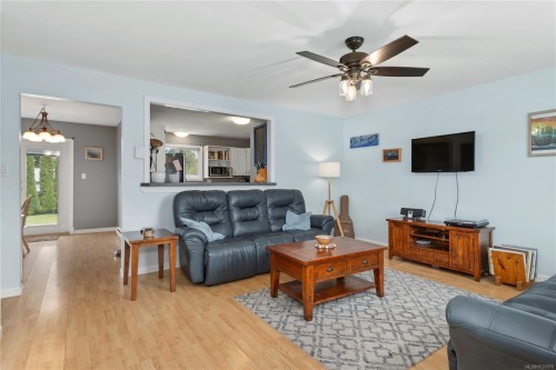 524 Grayson Rd, Campbell River, BC 