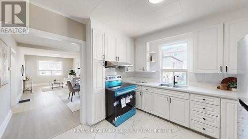 23 Marsh Road, Toronto, ON - Indoor Photo Showing Kitchen