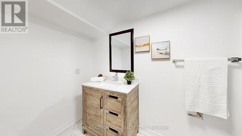 23 Marsh Road, Toronto, ON - Indoor Photo Showing Bathroom
